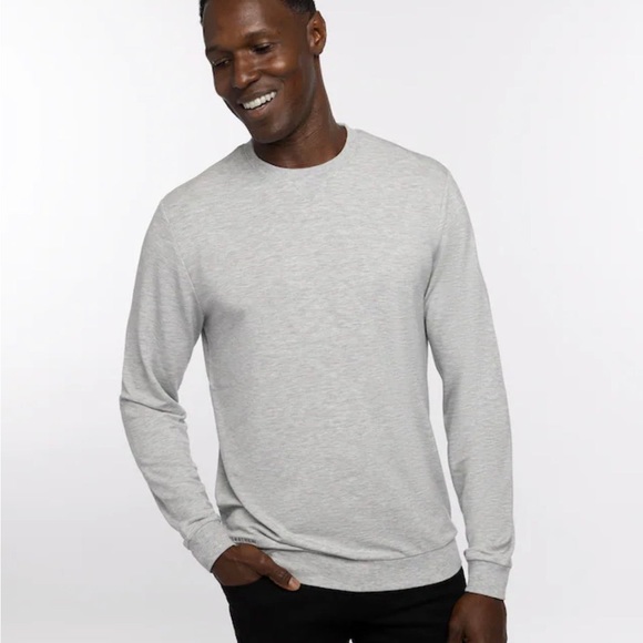 TravisMathew AMENITIES CREW NWT! Never worn. MSRP $110 - Picture 3 of 5